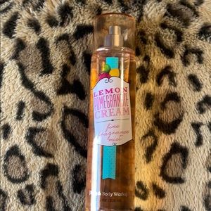 🍋 Bath and Body Works fine fragrance mist